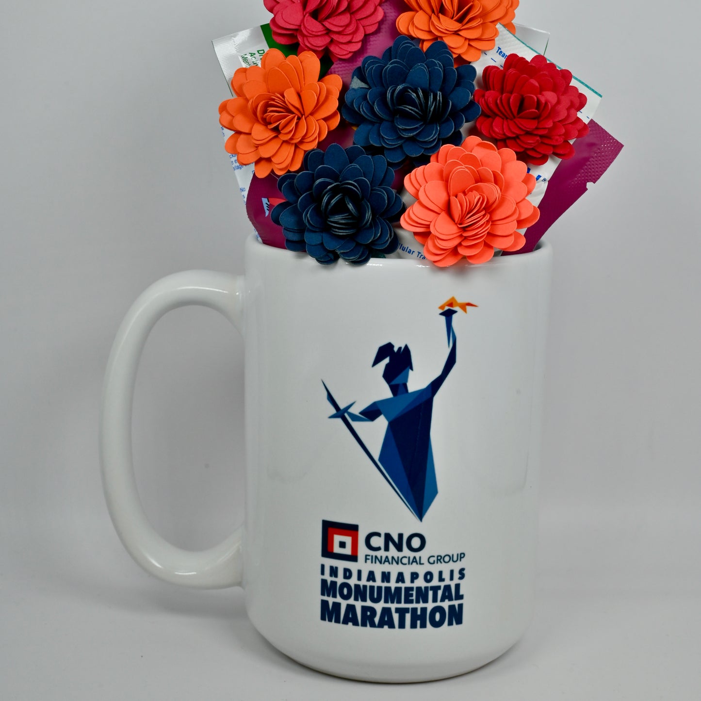 The CNO Indianapolis Monumental Marathon Bouquet & Mug